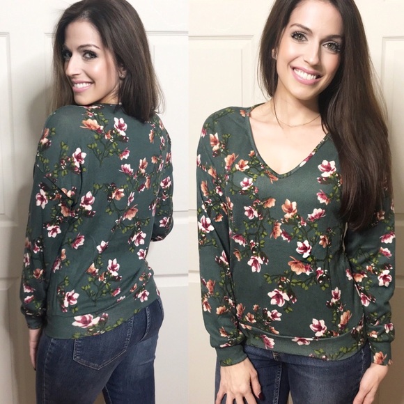 LAST 1- Hunter green soft floral top - Picture 3 of 3